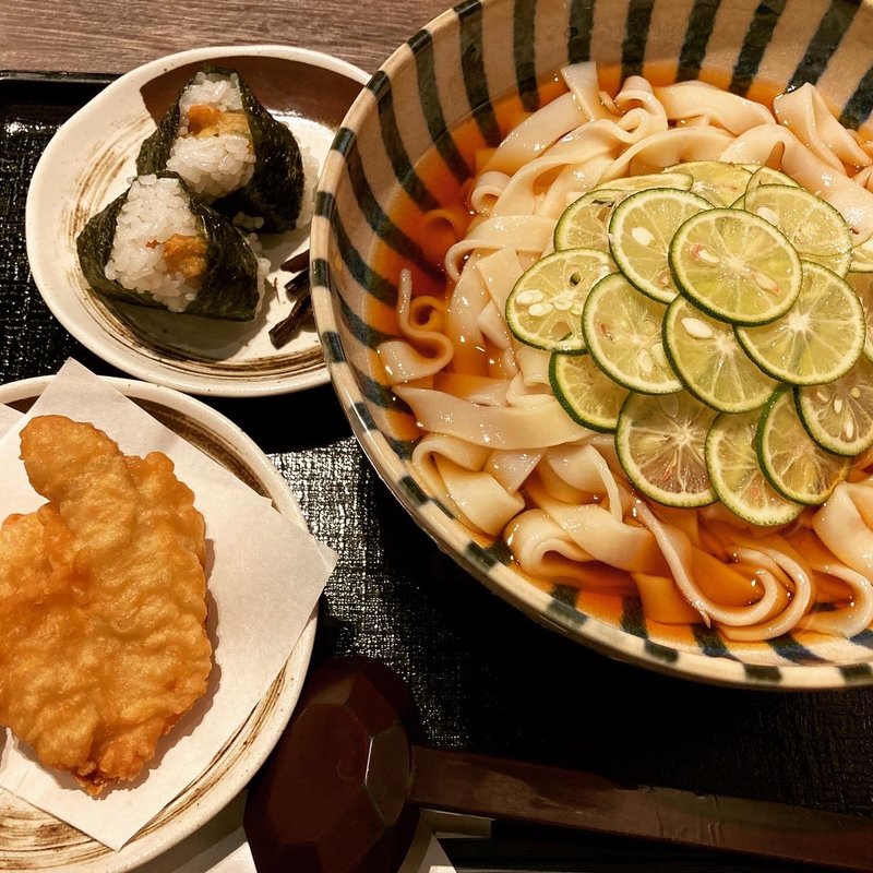 すだちおろしきしめん(名古屋名物 名古屋丸八食堂 )
