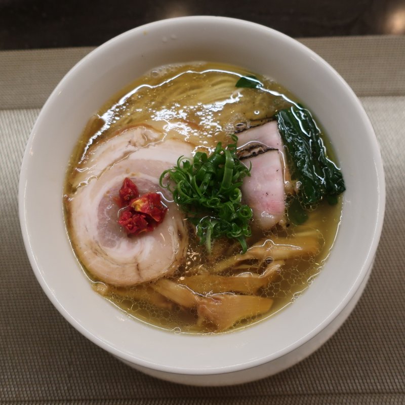 奥能登の塩らぁめん(MENSHO)