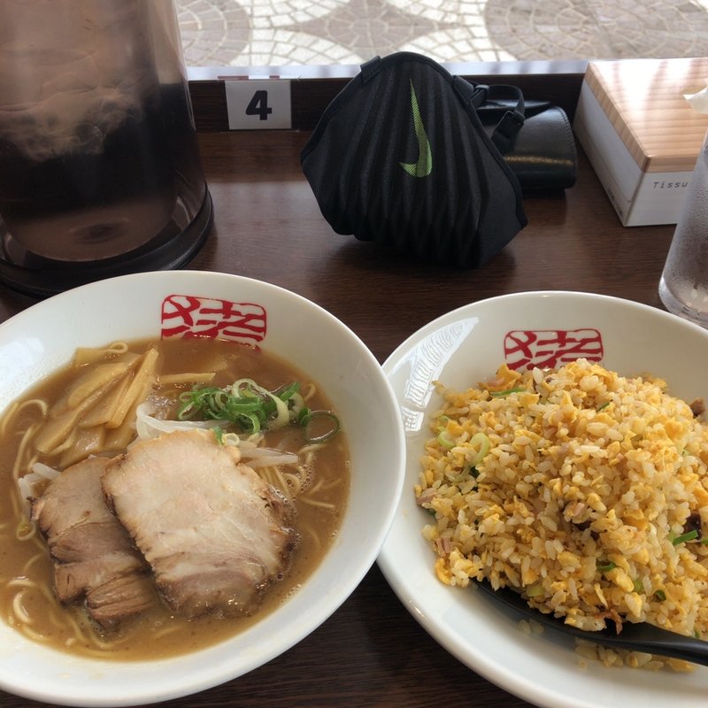 中華そば小　チャーハンセット(中華そば猪虎)