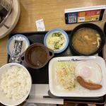ソーセージエッグ定食カレー(松屋　大和店)