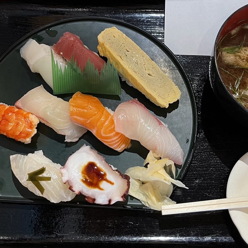 握り寿司 9貫(やく蔵)