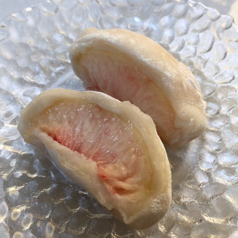 桃(覚王山フルーツ大福 弁才天 銀座店)
