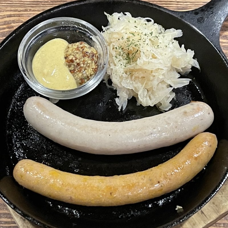 おまかせソーセージ2本セット(ビアバー　ベアレン 中ノ橋 （BEER　BAR　BAEREN　Nakanohashi）)