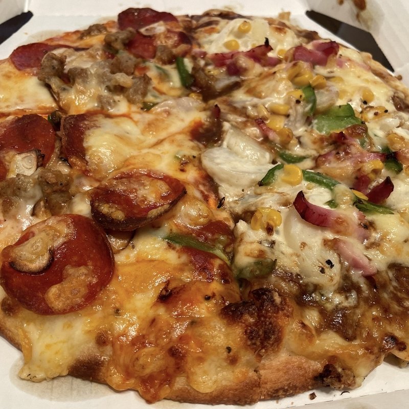 カレーモントレー & ガーリックミート(ピザーラ 四ツ谷店)