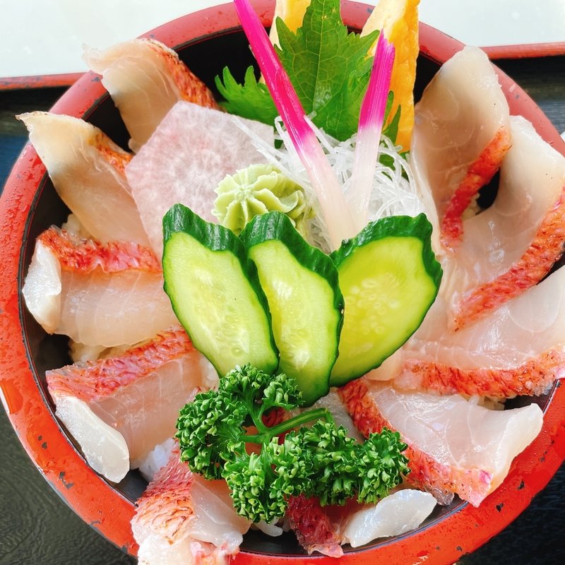 熟成金目鯛炙り丼(市場食堂 )