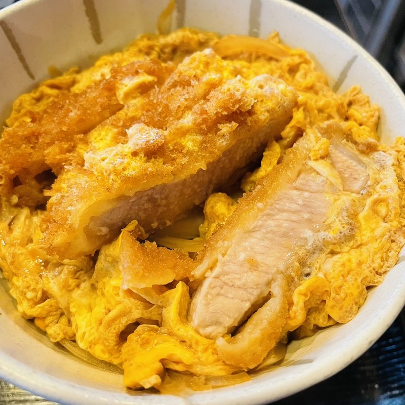かつ丼(生蕎麦満留賀)