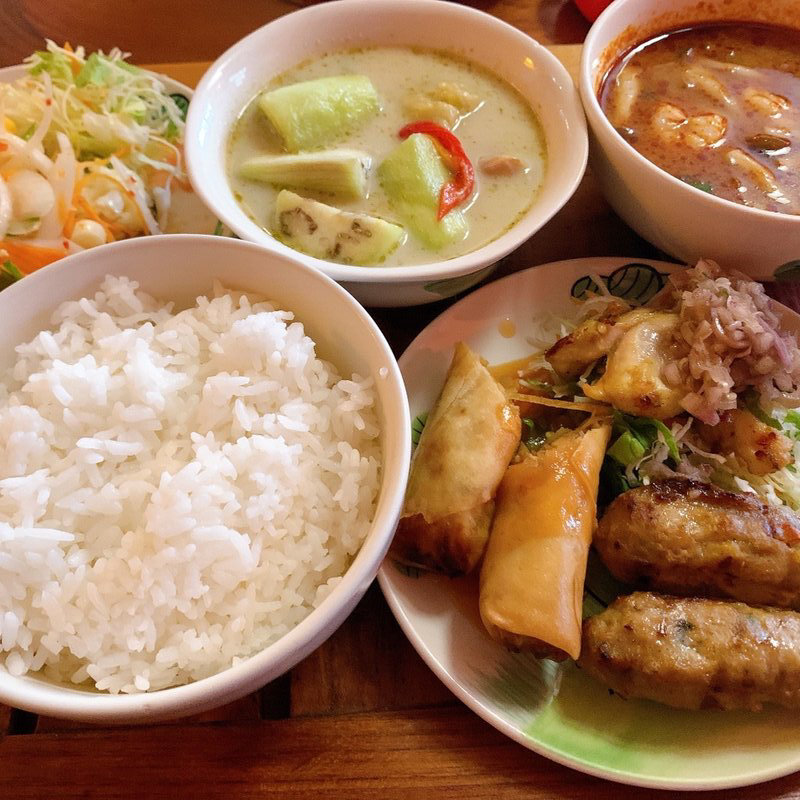 熱帯スペシャル(熱帯食堂 （ネッタイショクドウ）)