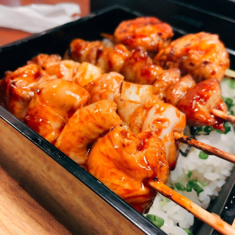 究極の大山どり焼き鳥重(すみれ池上店)