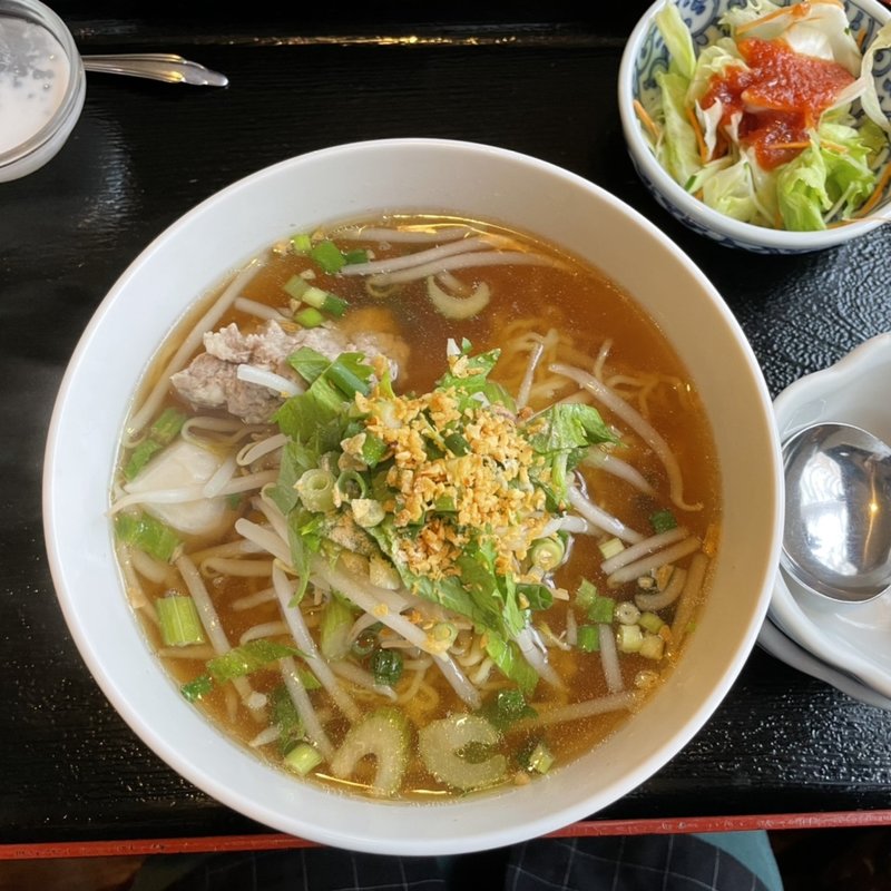 バミーナム(タイ国料理 バンタイ)