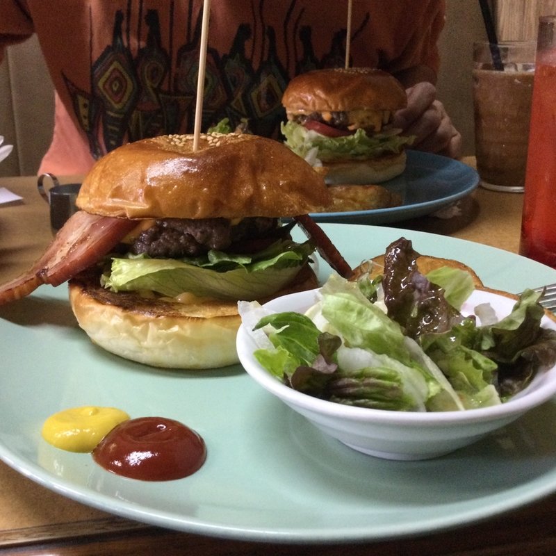 ベーコンチーズバーガーだったかな(香留壇)