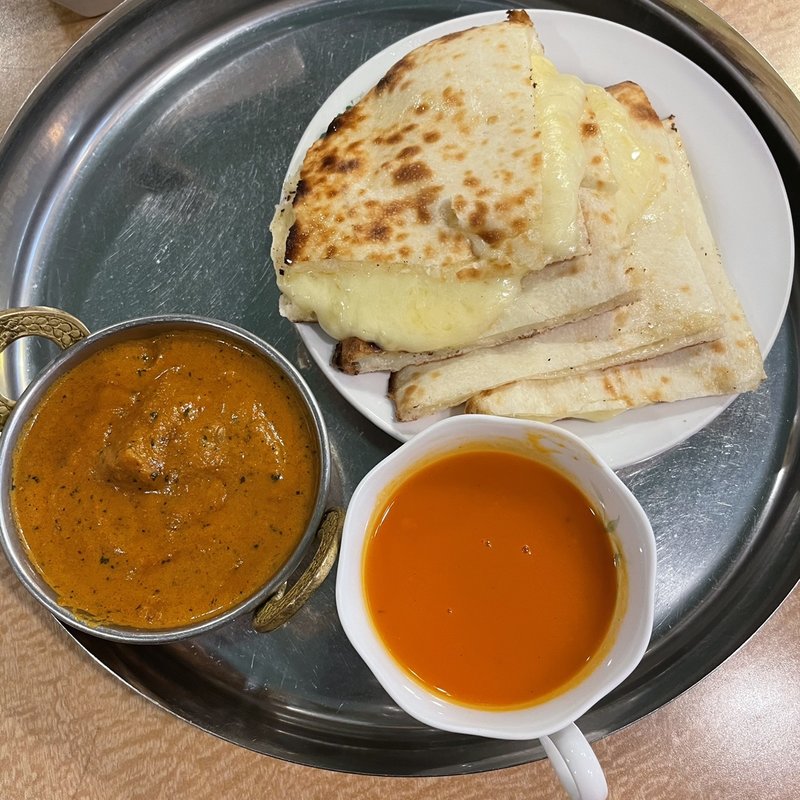 (ビスヌ 佐世保店 )