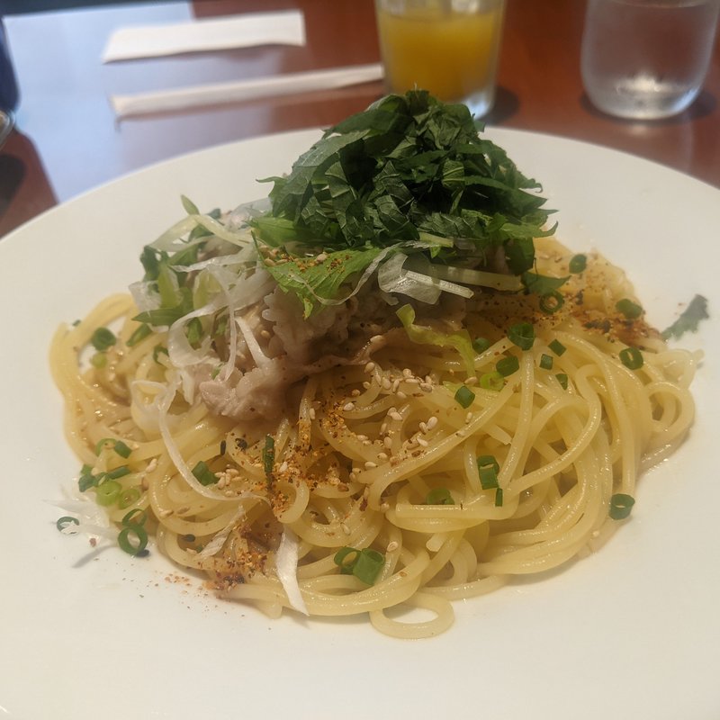 豚しゃぶとたっぷり野菜のゴマダレ仕立て(オリーブの木大崎ゲートシティ店)