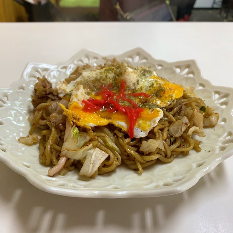 焼そば(デラックス)(たこ焼・お好み焼 三井屋)