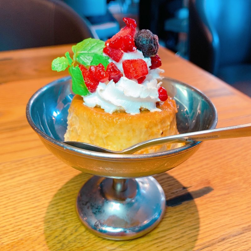 クリームチーズプリン(チーズと生はちみつの専門店 BeNe くずはモール店)