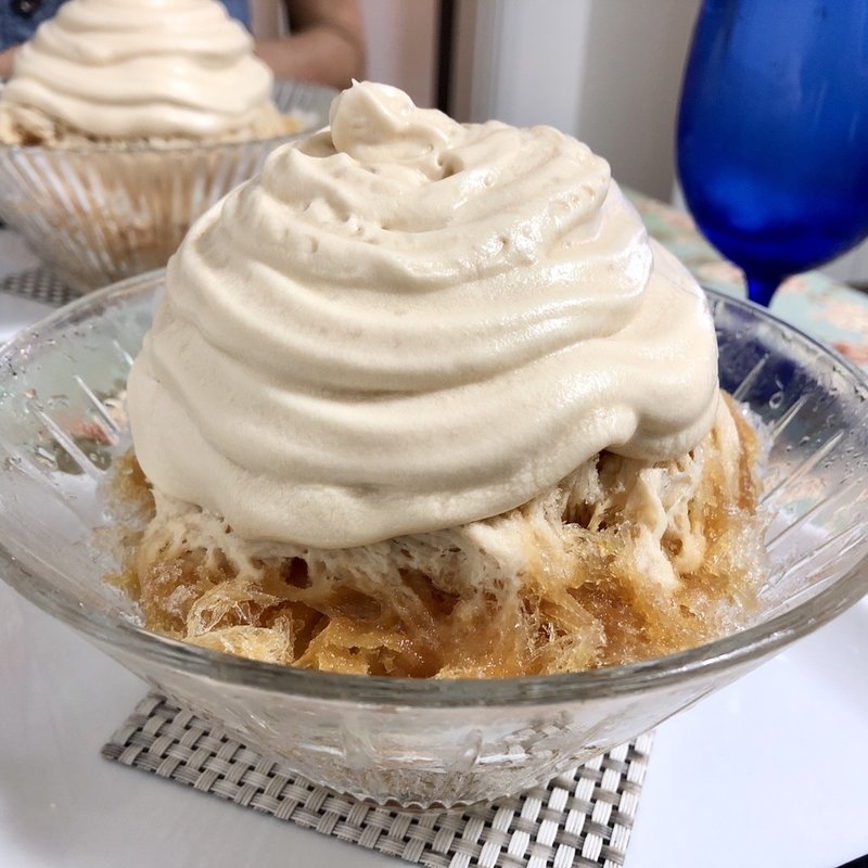 ミルクティームースのかき氷(パンジェンシー （Pungency）)