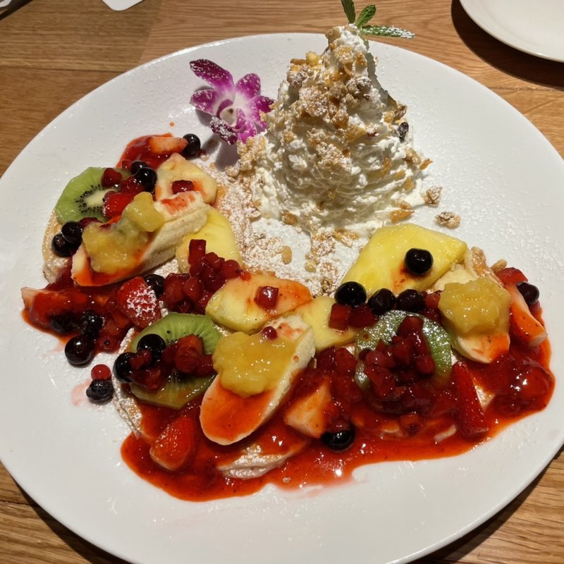 Hawaiian sweet pancake fruits special(LA OHANA)