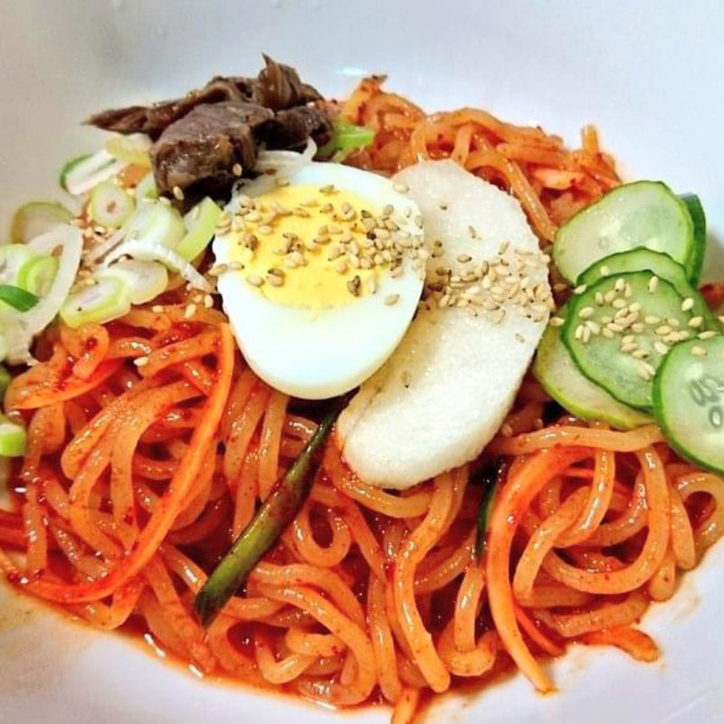 平壌ビビン冷麺(平壌冷麺食道園 )