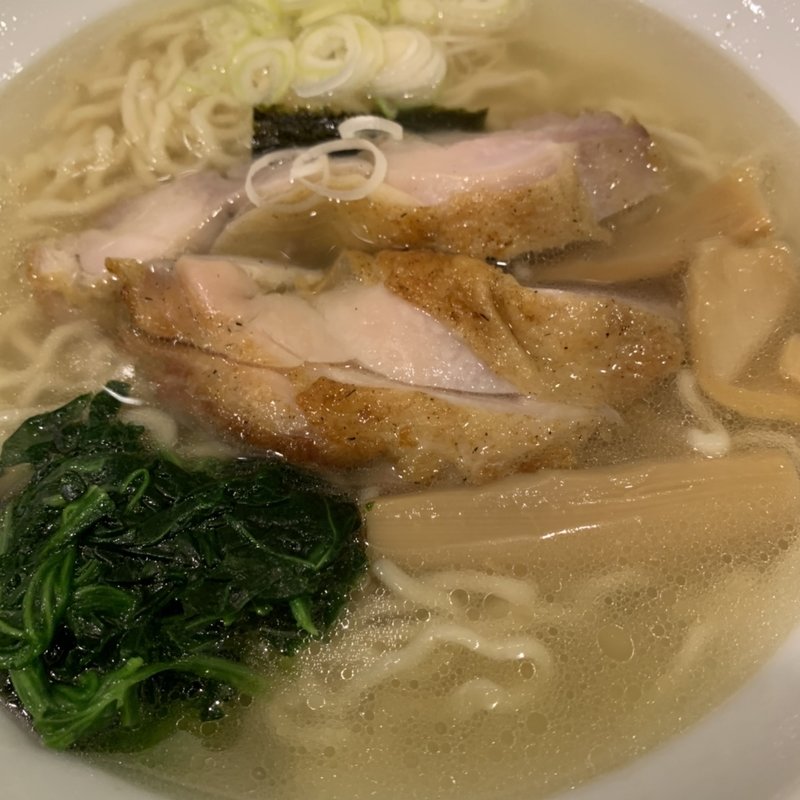 炭火焼地鶏塩らーめん(新宿めんや風花 本店 （しんじゅくめんやふうか）)