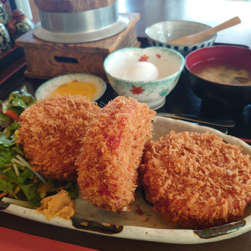 厚切りハムカツ定食(3枚)(めし処よこた )