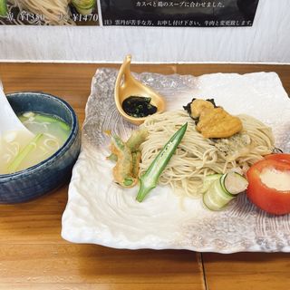 雲丹とカスべのつけ麺(ラーメン専科 竹末食堂)