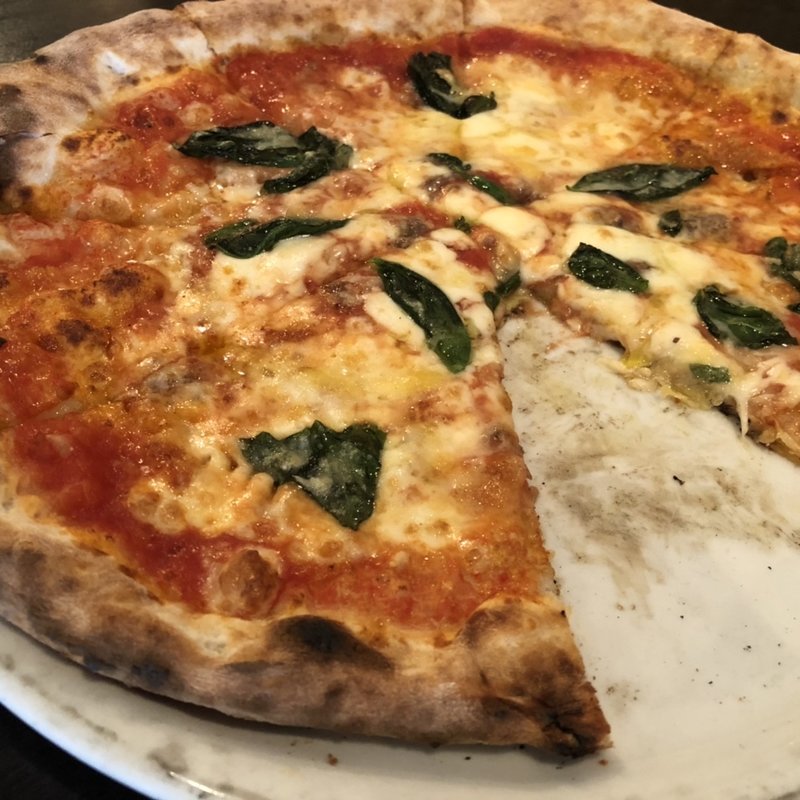 (ナポリピッツァ Pizzeria la Rossa)