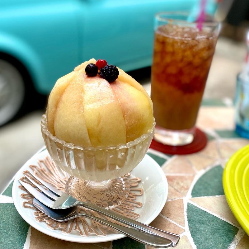 桃パフェ(チンクエチェント )