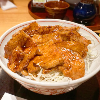 豚丼(ひつまぶし和食 備長 中洲川端店)