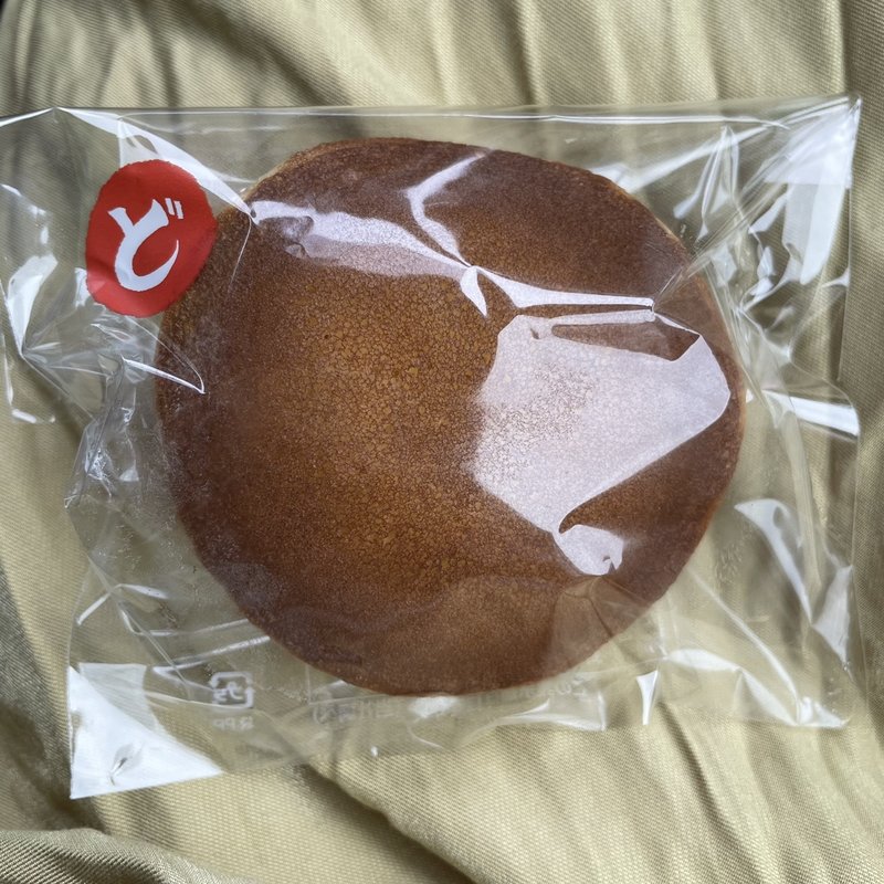 どら焼き(札幌菓子處 菓か舎 すすきの店)