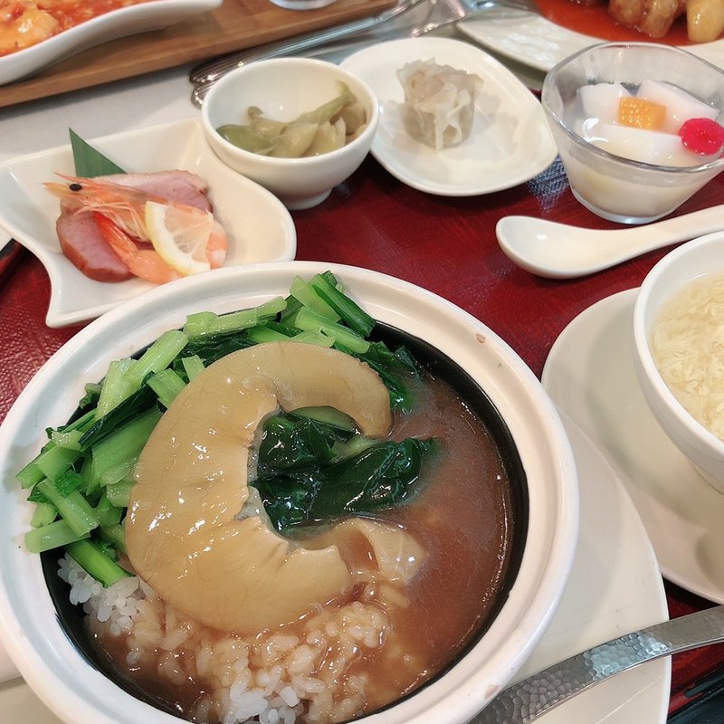 フカヒレの姿煮(南国酒家 横浜店)