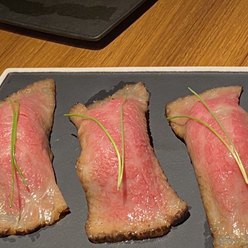 肉寿司(焼肉ジャンボ 白金)