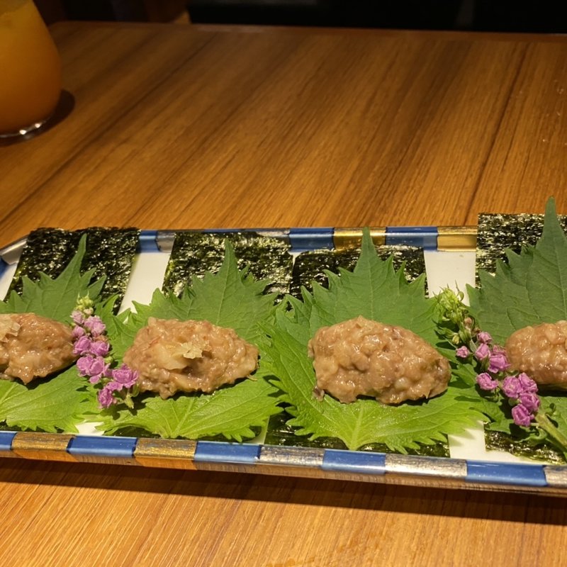 トモサンカクのなめろう(焼肉ジャンボ 白金)