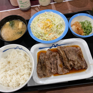 L牛焼肉定食(松屋 多摩愛宕店 )