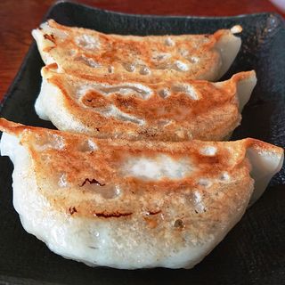 半餃子(長崎らーめん西海製麺所 八王子みなみ野店)