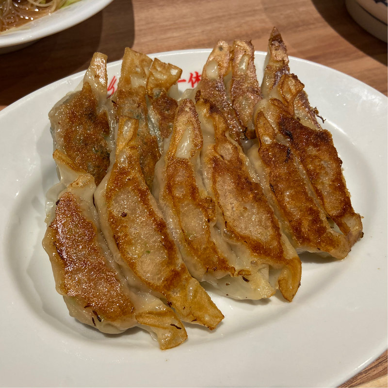 しそ餃子(神戸みそだれ　ぎょうざの一休　神戸モザイク店)