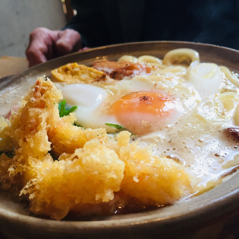 鍋焼きうどん(天神房丸新 （てんじんぼうまるしん）)