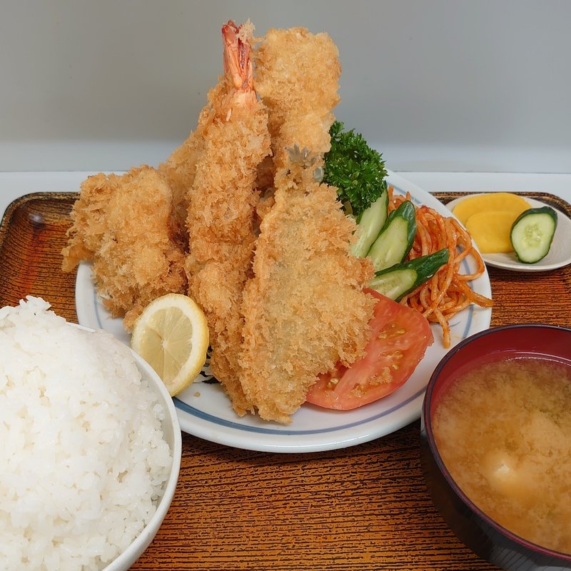 ミックスフライ定食 限定5食(食堂たむら)