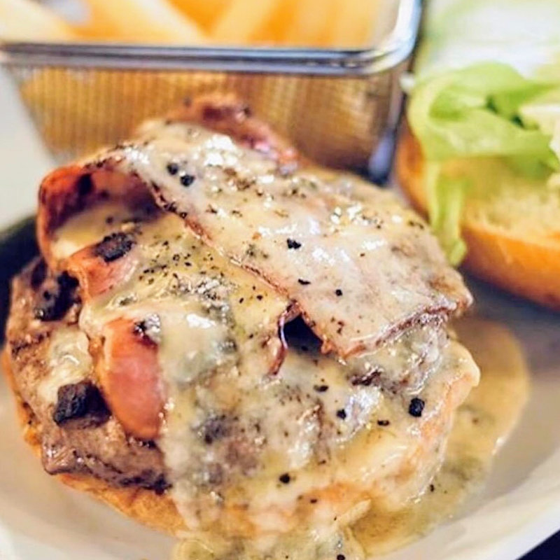 ゴルゴンゾーラベーコンバーガー(シェイクツリー バーガー＆バー （shake tree burger&bar）)