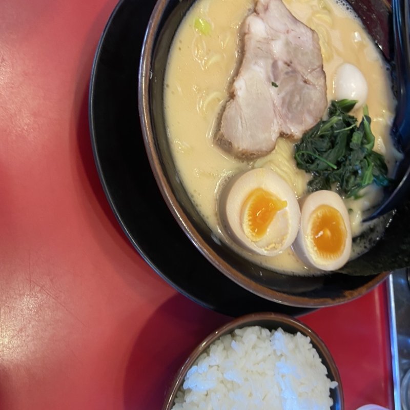 醤油ラーメン(並)(横浜家系ラーメン 日野 大和家)