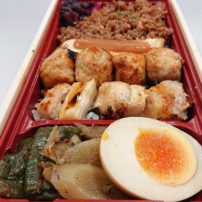 焼き鳥弁当(焼き鳥 串くら ecute立川店)