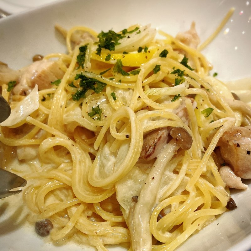 チキンレモンクリームパスタ(C.T kitchen 亀 )