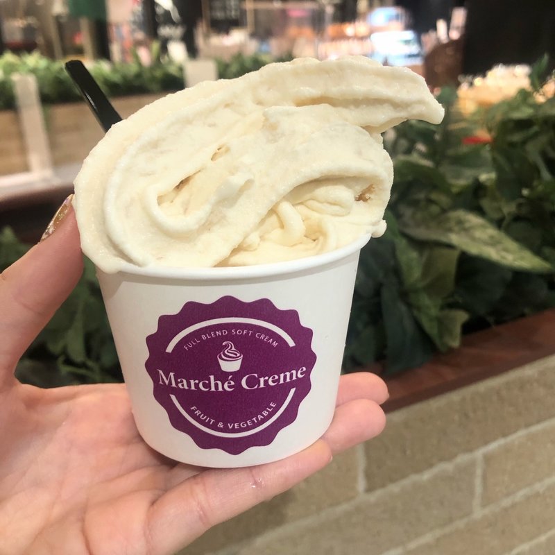 ももソフトクリーム(Marché Creme マルシェクリーム)
