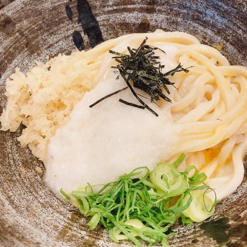 とろろ釜たま(うどんの釜くら)