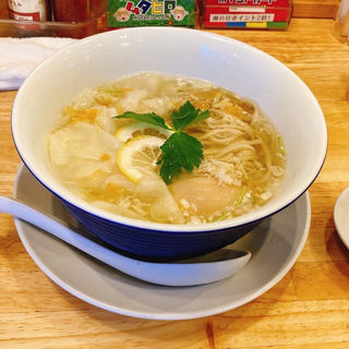 帆立と鶏の冷やしワンタン麺(肉中華そばムタヒロ)