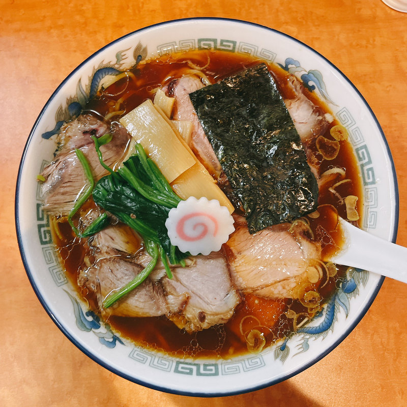 チャーシューメン　味玉(生姜醤油麺屋かむい)