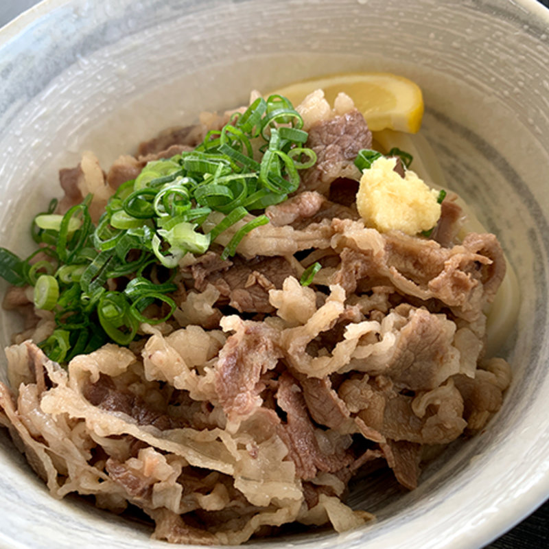 肉ぶっかけうどん(手打ちうどん 空)