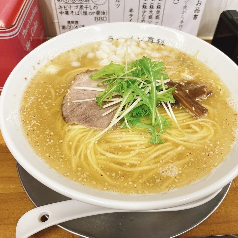 キビナゴ煮干しの中華そば塩(ラーメン専科 竹末食堂)