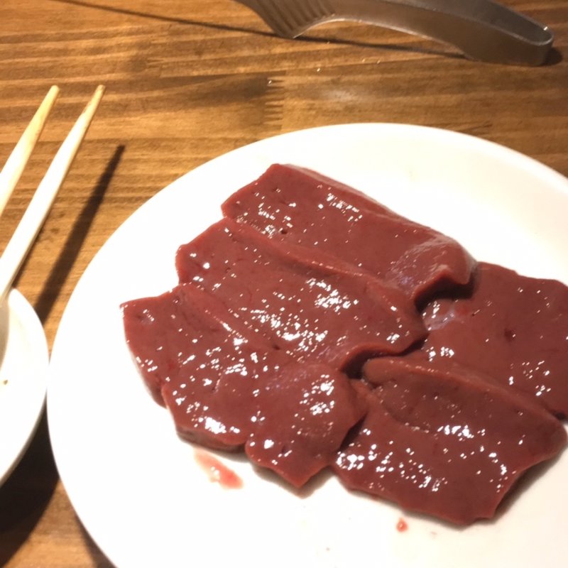 牛レバー(焼肉ぎゅう縁 東味鋺店)