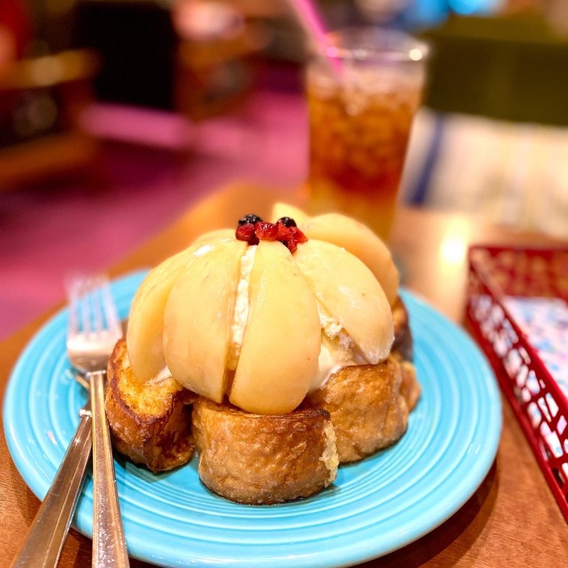 ももだけのっけたフレンチトースト(チンクエチェント )