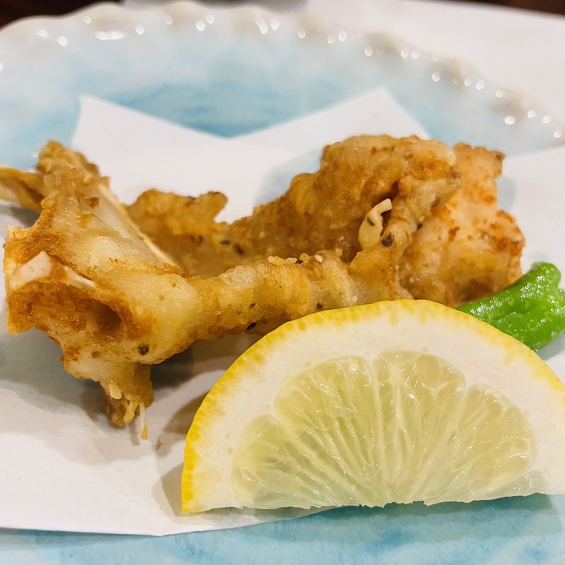 ふぐ唐揚げ(ふぐとすっぽん料理のお店 魚がし 浅草)