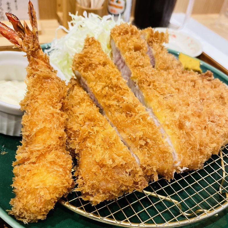 大ロースカツ定食(とんかつおりべ)